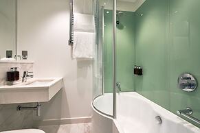 The Cumberland, London