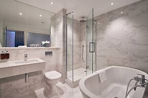 The Cumberland, London