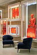 The Cumberland, London