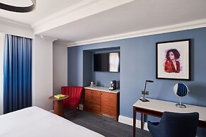 The Cumberland, London