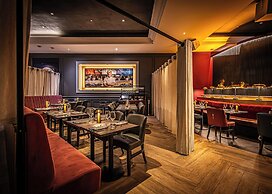 The Cumberland, London