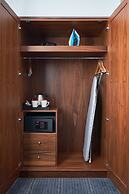 The Cumberland, London