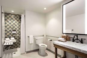 Hyatt Regency Hill Country Resort & Spa