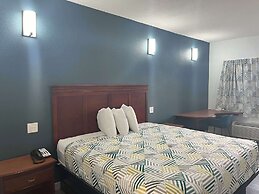 Motel 6 Cleveland, MS - Delta State University