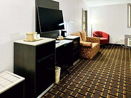 Quality Inn Raynham - Taunton