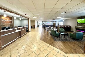 AmericInn & Suites By Wyndham Baraboo Event Center