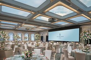 Four Seasons Hotel Singapore