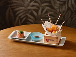 Four Seasons Hotel Singapore