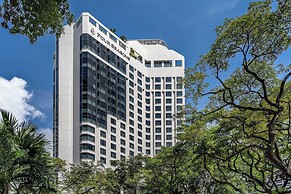 Four Seasons Hotel Singapore