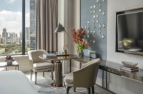 Four Seasons Hotel Singapore