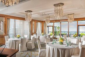 Four Seasons Hotel Singapore