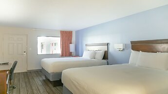 Hotel South Tampa & Suites