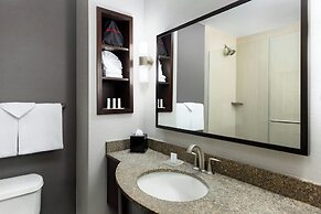 Courtyard by Marriott Los Angeles Woodland Hills
