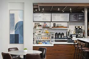 Courtyard by Marriott Los Angeles Woodland Hills