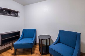 Motel 6 Irving, TX - Irving DFW Airport East