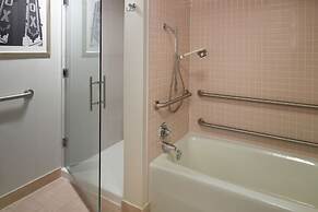 Atlanta Marriott Suites Midtown