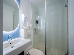 ibis Paris Père Lachaise