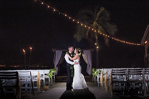 Courtyard by Marriott King Kamehameha's Kona Beach Hotel