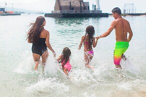 Courtyard by Marriott King Kamehameha's Kona Beach Hotel