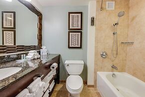 Courtyard by Marriott King Kamehameha's Kona Beach Hotel