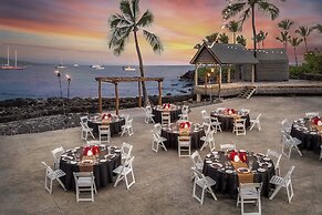 Courtyard by Marriott King Kamehameha's Kona Beach Hotel