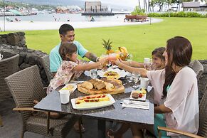 Courtyard by Marriott King Kamehameha's Kona Beach Hotel