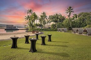 Courtyard by Marriott King Kamehameha's Kona Beach Hotel