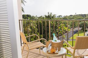 Courtyard by Marriott King Kamehameha's Kona Beach Hotel