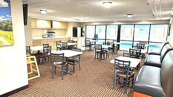 Super 8 by Wyndham Chambersburg I-81