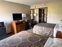Super 8 by Wyndham Chambersburg I-81