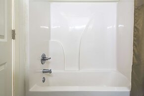 Motel 6 Opelousas, LA