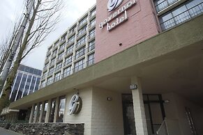 Red Lion Inn & Suites Olympia, Governor Hotel