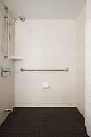 DoubleTree by Hilton Hotel Toronto Downtown