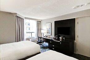 DoubleTree by Hilton Hotel Toronto Downtown