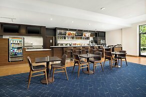 Courtyard by Marriott Montvale