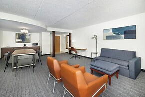 Courtyard by Marriott Montvale