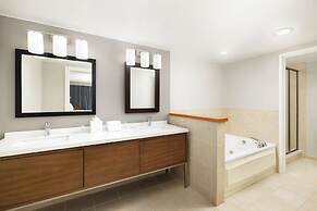 Courtyard by Marriott Montvale