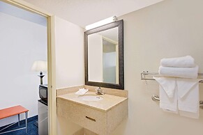 Days Inn by Wyndham Easton