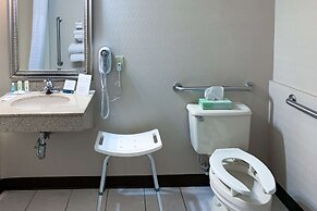 Quality Inn near Toms River Corporate Park