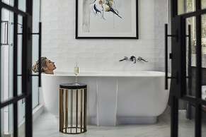 Four Seasons Hotel Austin