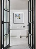 Four Seasons Hotel Austin