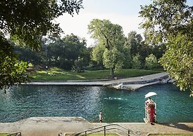 Four Seasons Hotel Austin