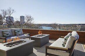Four Seasons Hotel Austin