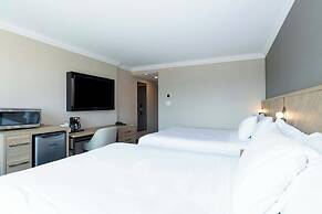 Sandman Signature Vancouver Downtown Hotel