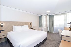 Sandman Signature Vancouver Downtown Hotel