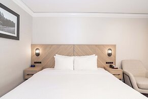 Sandman Signature Vancouver Downtown Hotel