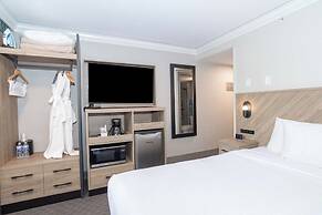 Sandman Signature Vancouver Downtown Hotel