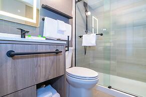 Sandman Hotel Vancouver Downtown