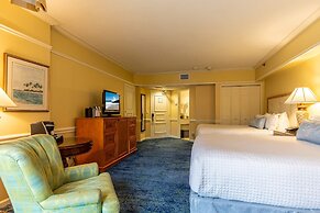 Lago Mar Beach Resort & Club