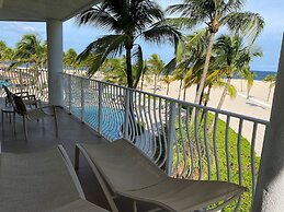 Lago Mar Beach Resort & Club